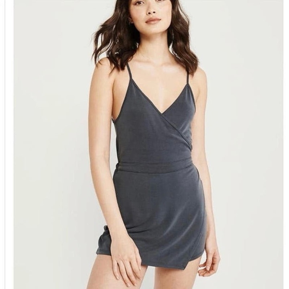 NWT Abercrombie Dark Gray Wrap Romper
